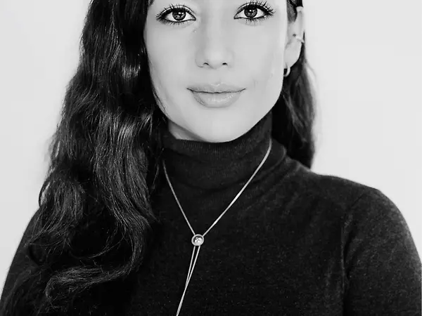 Nina Schick