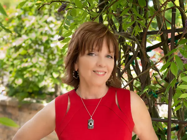 Nora Roberts
