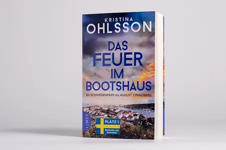 Buch stehend U1